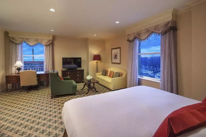 اتاق استاندارد با تخت بزرگ, Willard Intercontinental Washington, An Ihg