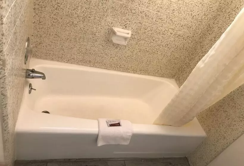 اتاق استاندارد با 2 تخت دوبل, Economy Inn Barstow