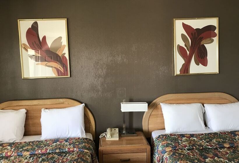 غرفه قياسيه سريرين مزدوجين, Economy Inn Barstow