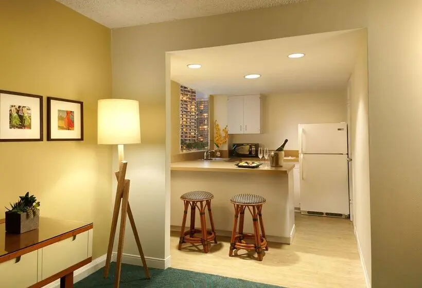 جناح جونيور سرير كينج, Oasis Hotel Waikiki