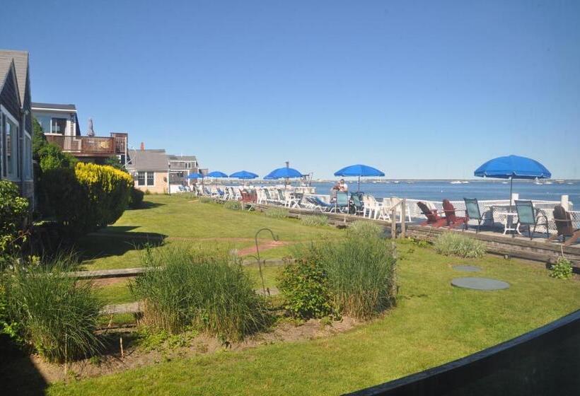 스탠다드 스튜디오 정원 전망, The Masthead Resort