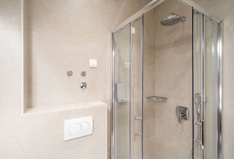 شقة غرفة واحدة مزودة بتراس, Bacan Serviced Apartments