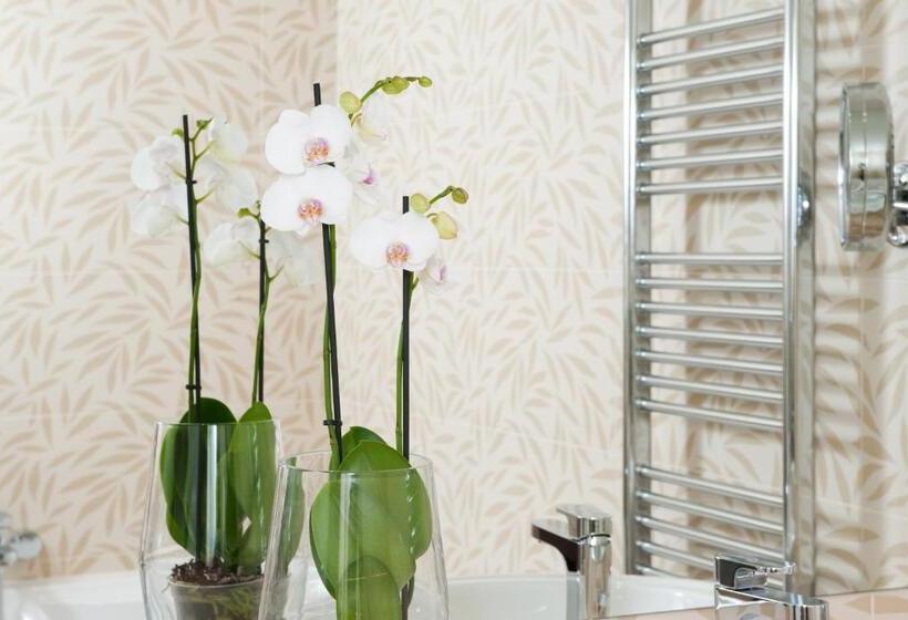 سوئیت پرزیدنت, Grand Hotel Sava Superior