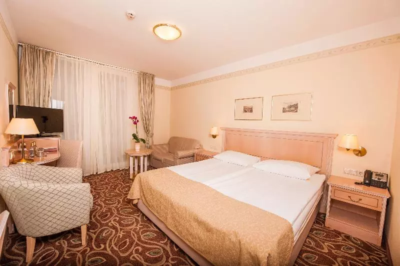 اتاق سوپریور, Grand Hotel Sava Superior