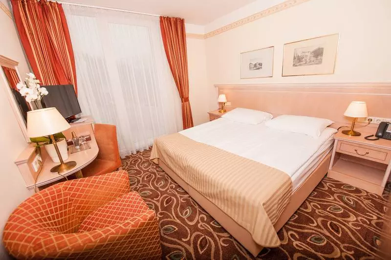 اتاق سوپریور با بالکن, Grand Hotel Sava Superior