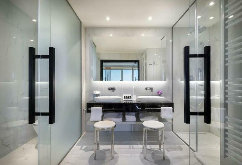 Люкс, Ambasador  Liburnia