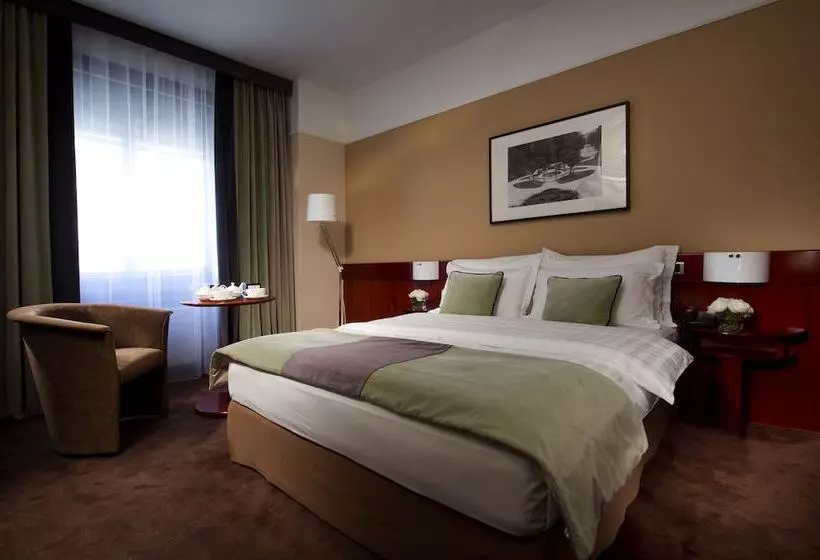 اتاق راحتی, Best Western Premier Hotel Slon