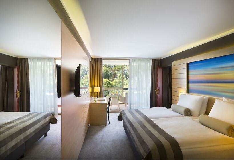 Pokój Rodzinny, Excelsior Liburnia