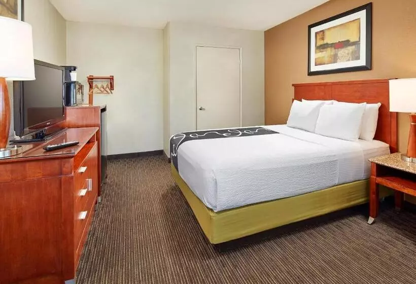身障者適用スイートルーム, Mission View Inn & Suites San Diego Sea World Zoo