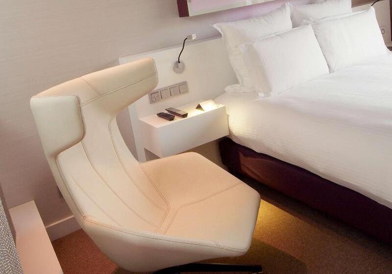 디럭스 룸, Pullman Eindhoven Cocagne