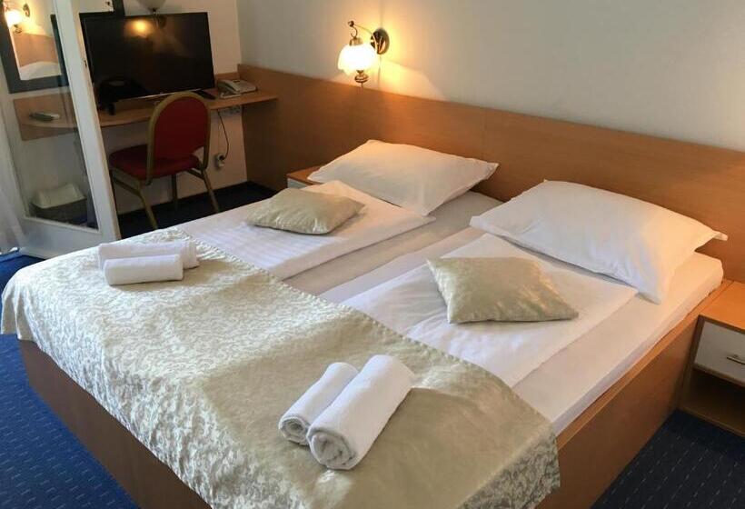 חדר סטנדרט נוף לים, Sirena Hvar