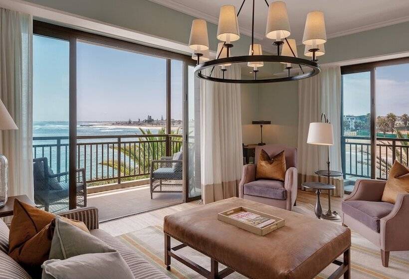 سوییت لوکس, Strand Hotel Swakopmund