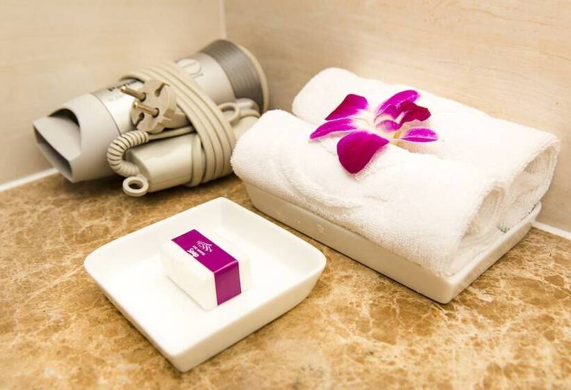 스탠다드 룸 킹사이즈 침대, Ttc Hotel   Michelia