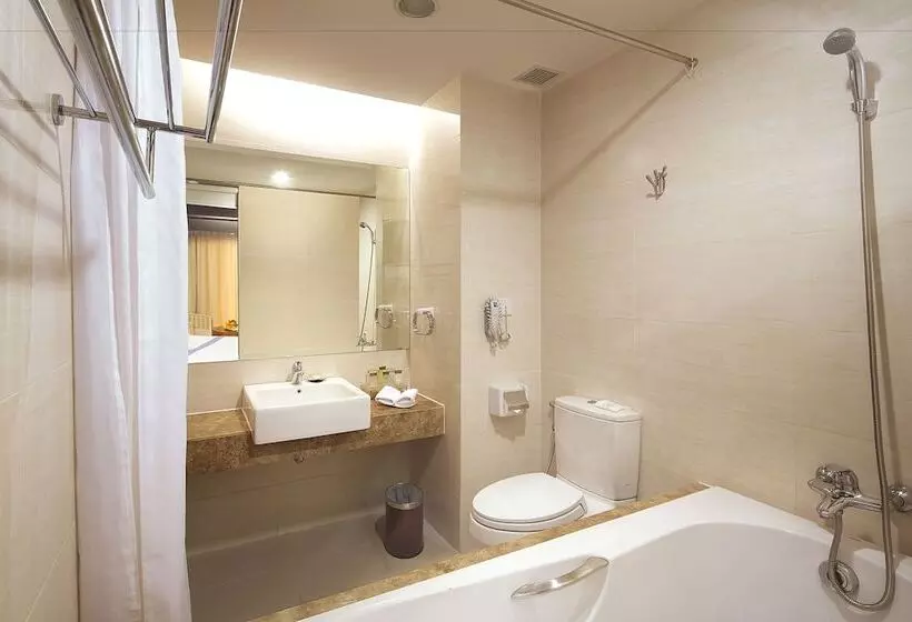 اتاق لوکس با تخت بزرگ, Ttc Hotel Michelia