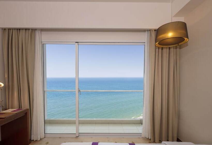 스탠다드 룸 킹사이즈 침대, Ttc Hotel   Michelia