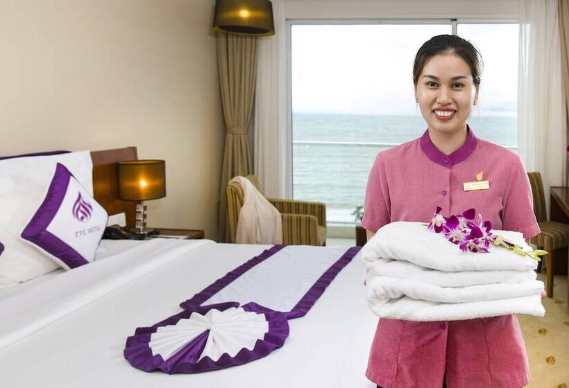 스탠다드 룸 킹사이즈 침대, Ttc Hotel   Michelia