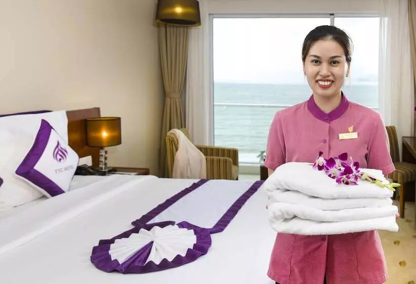 اتاق لوکس با تخت بزرگ, Ttc Hotel Michelia