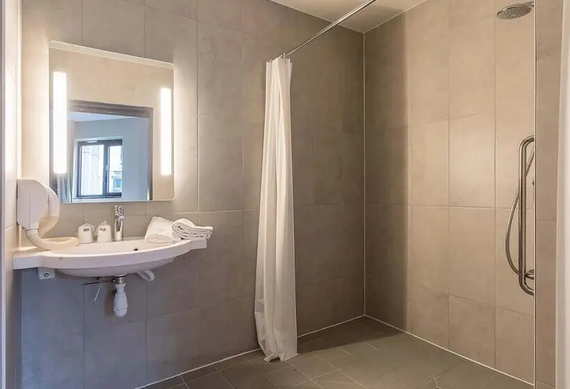 اتاق استاندارد برای معلولان, B&B HOTEL Rouen Centre Rive Gauche