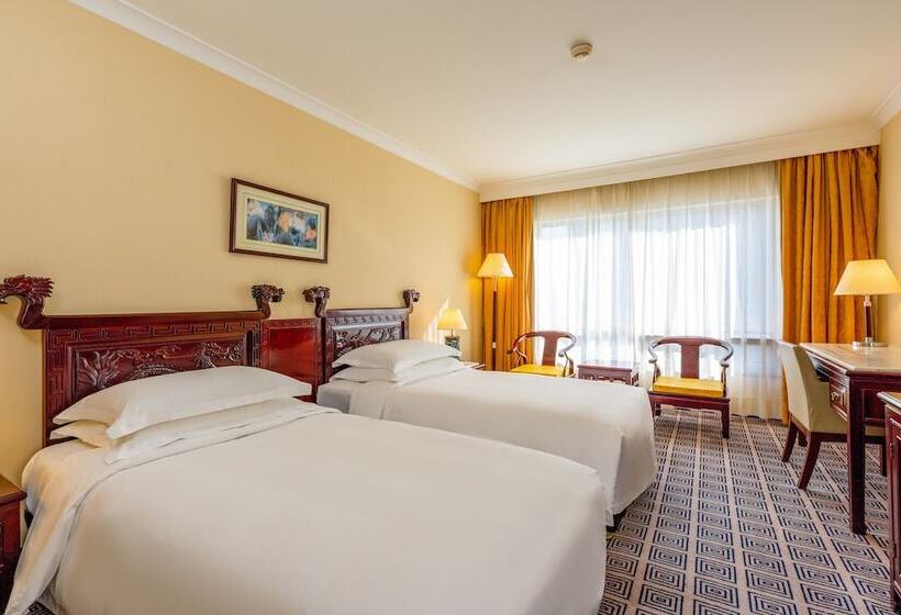 Номер Deluxe, Grand Skylight Hotel Royal