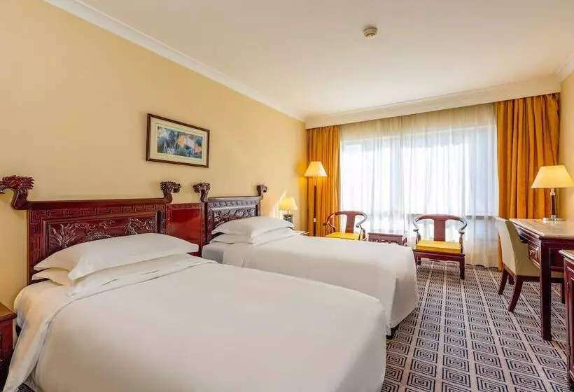 デラックスルーム, Grand Skylight Hotel Royal