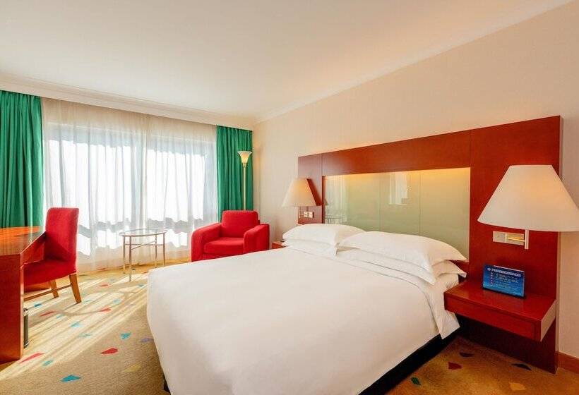 디럭스 룸, Grand Skylight Hotel Royal