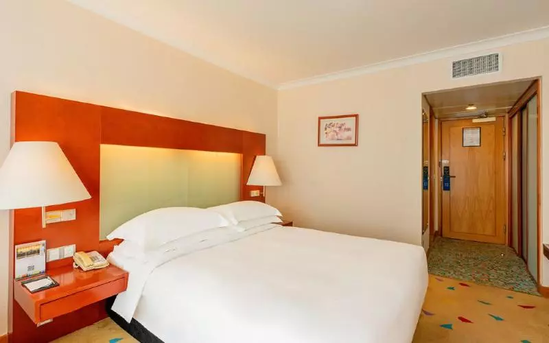 デラックスルーム, Grand Skylight Hotel Royal