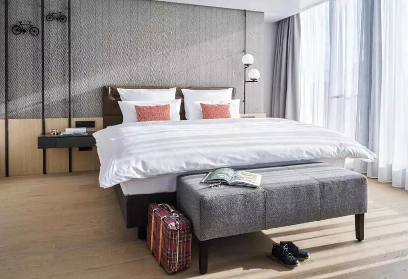 スタンダードスタジオ, Atlantic Hotel Münster