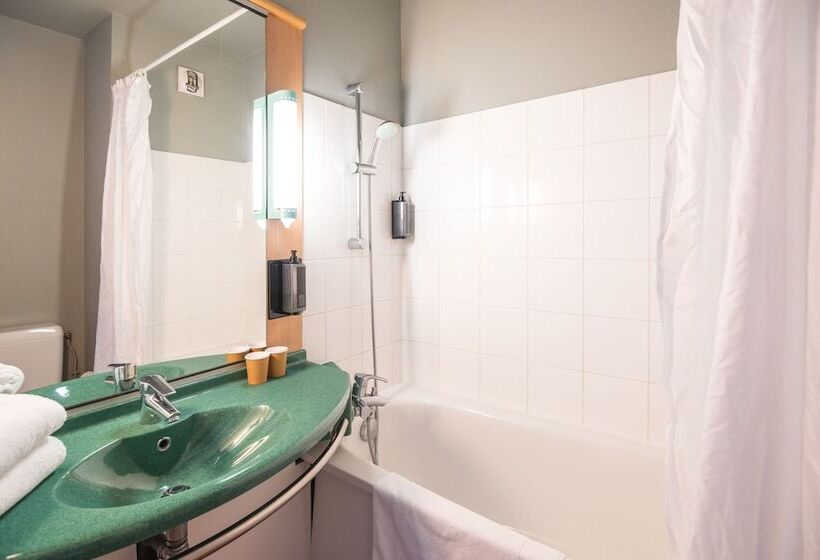Номер Стандарт, B&B HOTEL Rouen Centre Rive Gauche