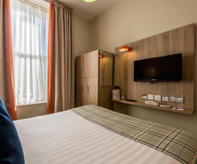 Номер Стандарт, Cairn Hotel & Apartments