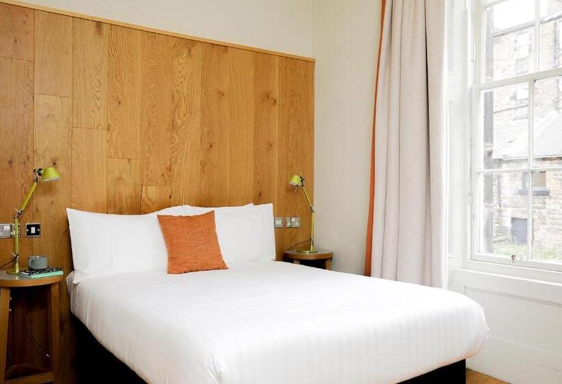 스탠다드 룸, Cairn Hotel & Apartments
