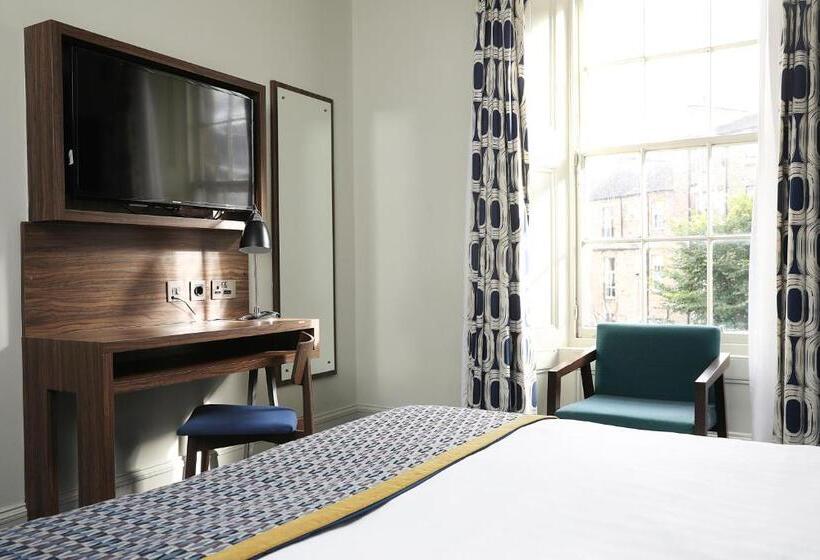 수피리어 룸, Cairn Hotel & Apartments