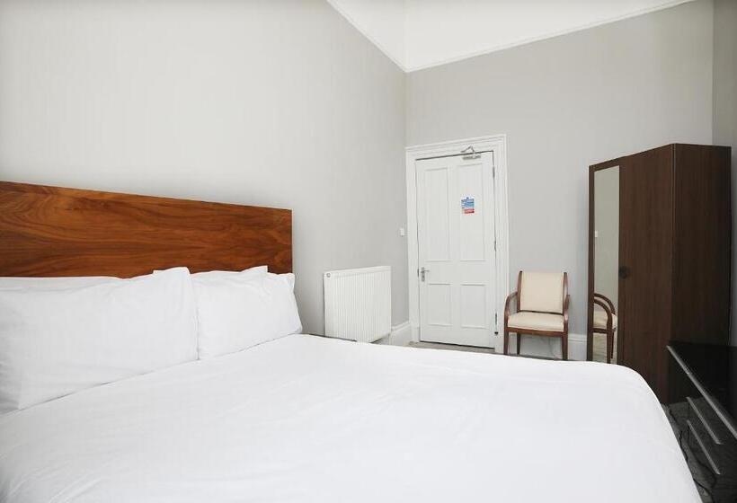 침실 4개 주택, Cairn Hotel & Apartments