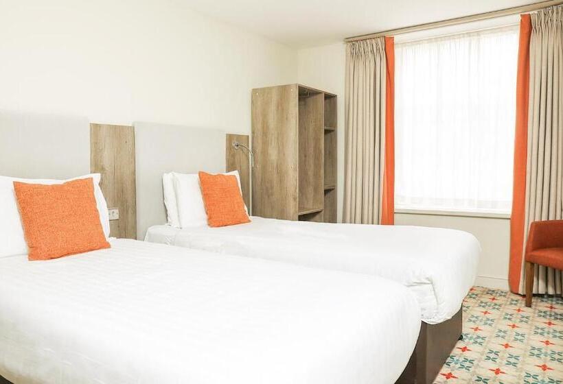 스탠다드 룸, Cairn Hotel & Apartments