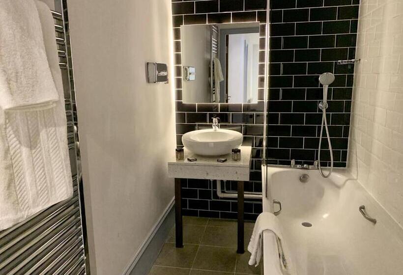 스탠다드 룸, Cairn Hotel & Apartments