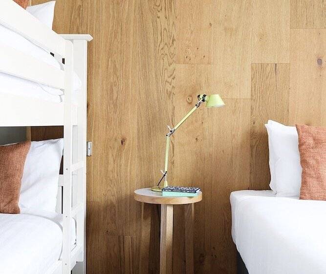 패밀리 룸, Cairn Hotel & Apartments