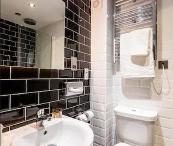 수피리어 룸, Cairn Hotel & Apartments