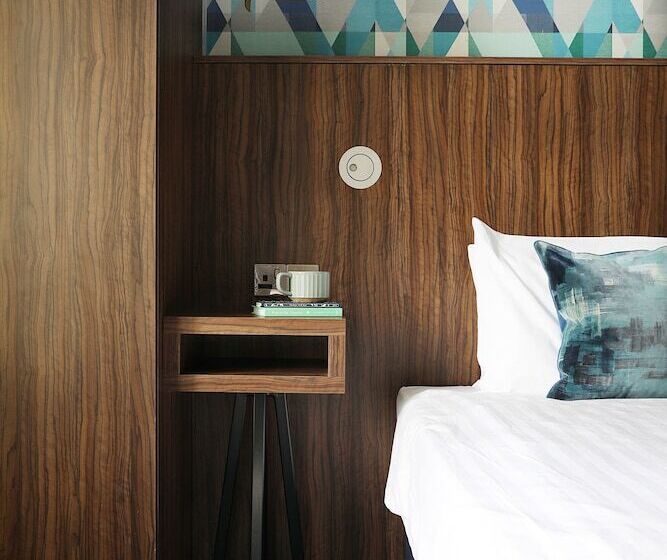 수피리어 룸, Cairn Hotel & Apartments