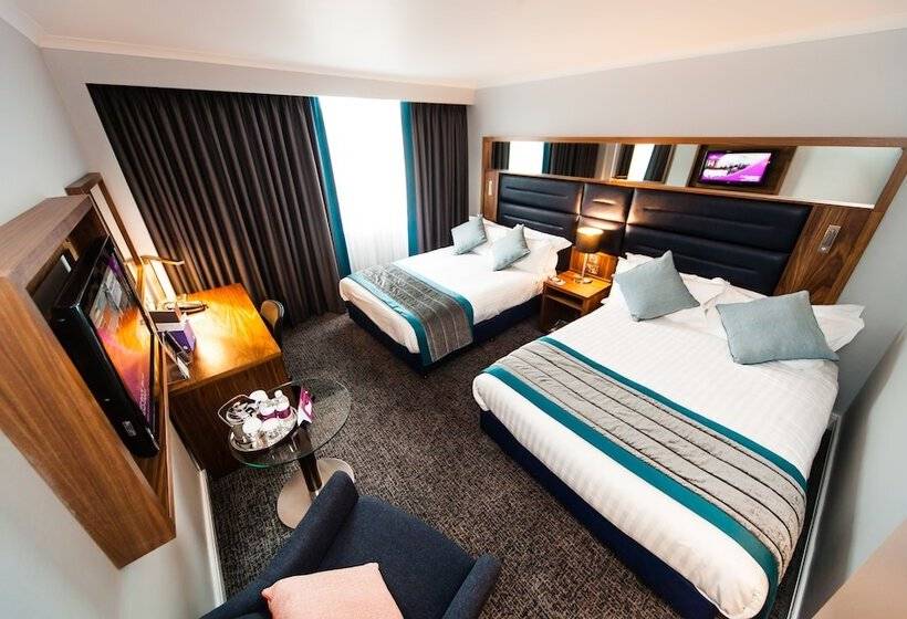 Номер Стандарт 2 Двуспальные Кровати, Crowne Plaza Leeds, An Ihg
