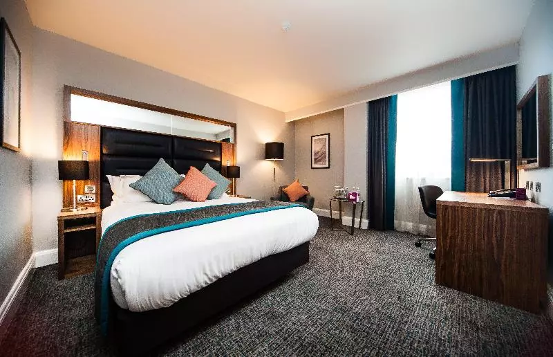 سوییت اجرایی, Crowne Plaza Leeds, An Ihg