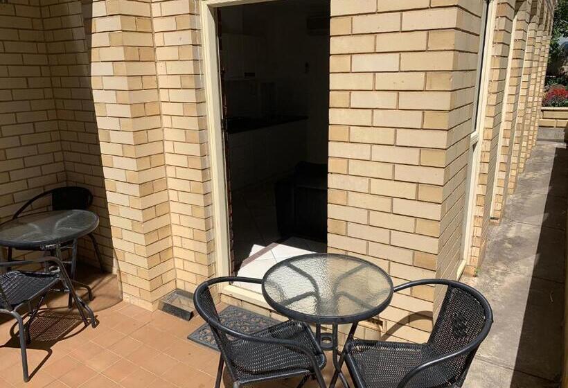 סוויטת 2 חדרי שינה, Ensenada Motor Inn And Suites