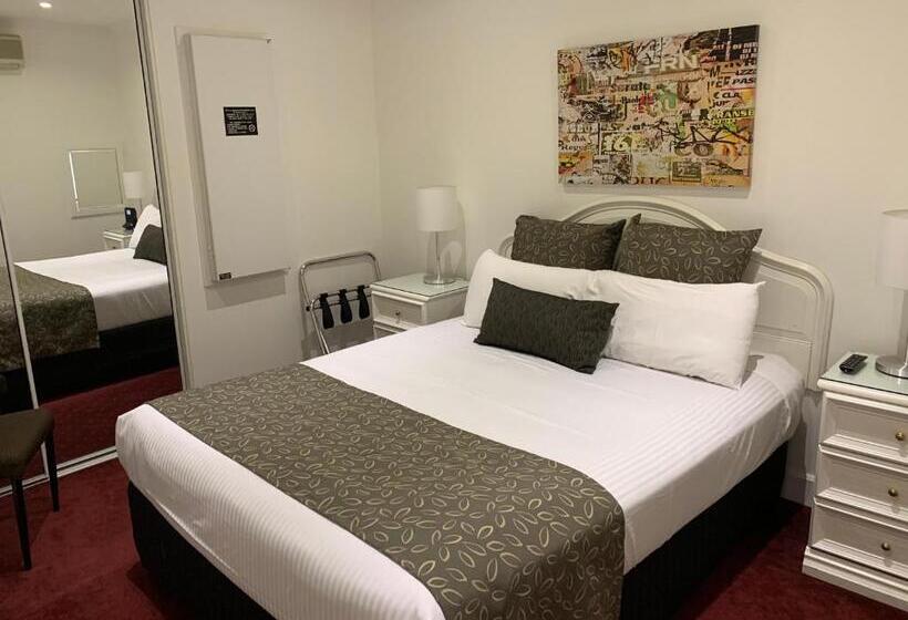 Люкс 2 Спальни, Ensenada Motor Inn And Suites