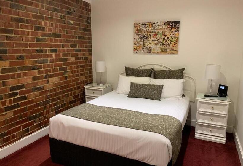 סוויטה, Ensenada Motor Inn And Suites