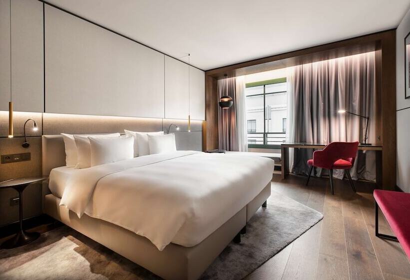 اتاق اجرایی, Radisson Collection Grand Place Brussels