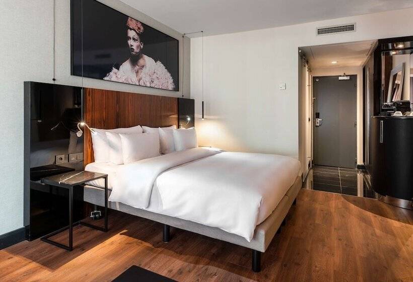 اتاق پرمیوم, Radisson Collection Grand Place Brussels