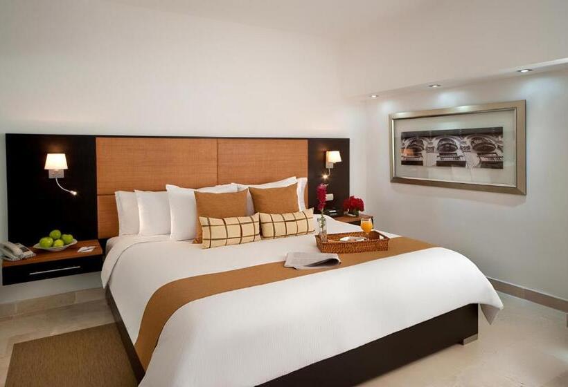 اتاق استاندارد با تخت بزرگ, Radisson Hotel Santo Domingo