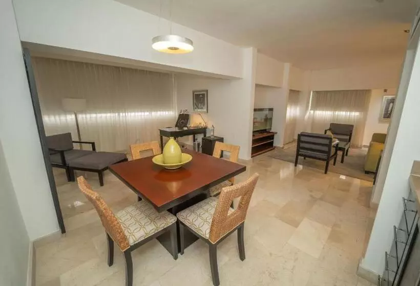 سوییت, Radisson Hotel Santo Domingo