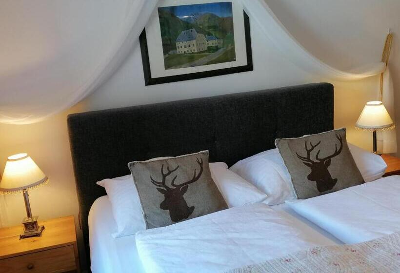 חדר סטנדרט, Schlosswirt