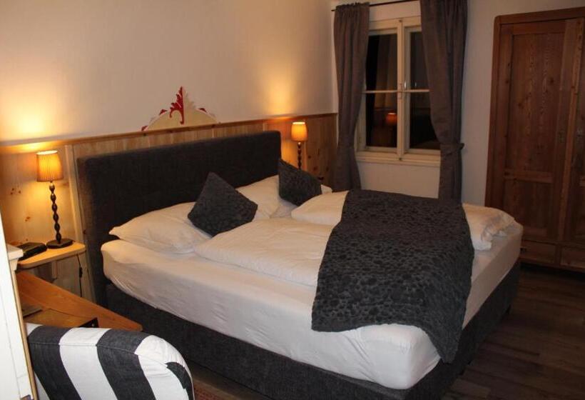 חדר סטנדרט, Schlosswirt