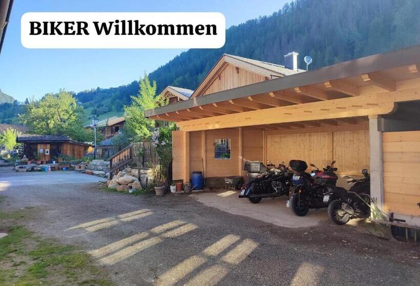 חדר סטנדרט יחיד, Schlosswirt