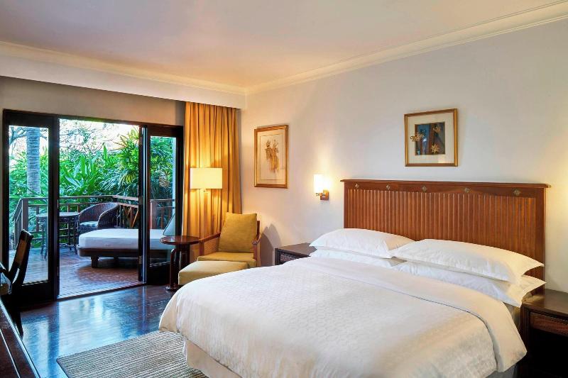 ガーデンビューデラックスルーム, Sheraton Senggigi Beach Resort